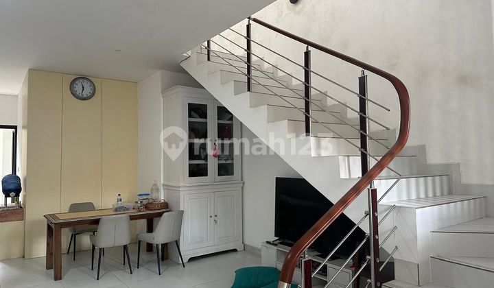 Rumah Lantai 2 Lokasi di Jln Tukad Balian Renon Denpasar Selatan 2