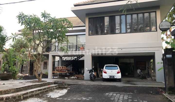 Dijual Vila Plus Restaurant Jln Pantai Batu Mejan Canggu