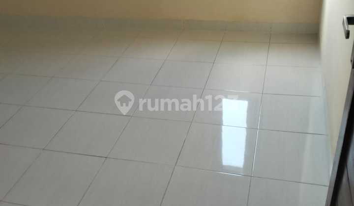 Rumah Baru Lantai 2 Lokasi Jl Pulau Belitung 2