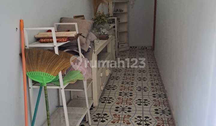 Rumah Dengan Luas 300 M2 Lokasi Area Sanur Kauh
