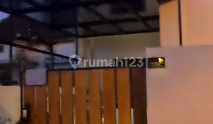 Baru Rumah Semi Villa Lokasi Ungasan Kuta Selaatan
