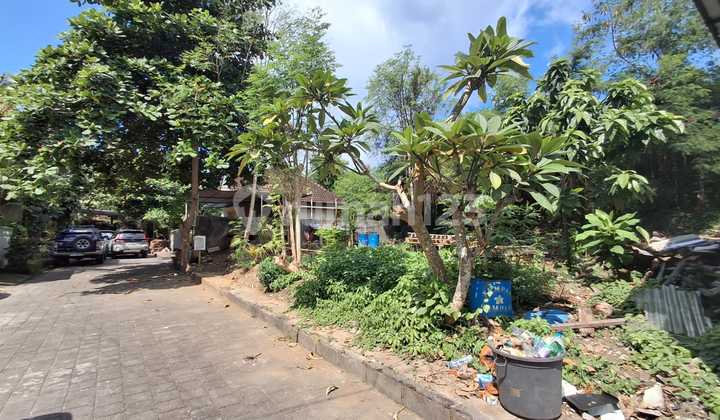 A Plot of Land in a Strategic Location, One-Gate System Housing