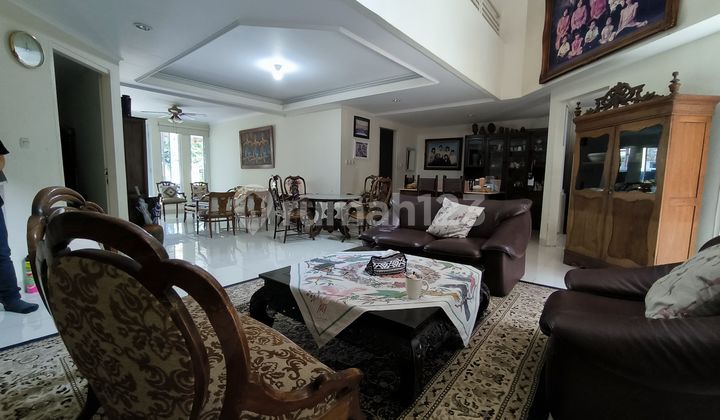 Dijual Rumah Strategis, Kebun Jeruk Indah, Investasi Menarik Dijual Rumah Strategis, Kebun Jeruk Indah, Investasi Menarik