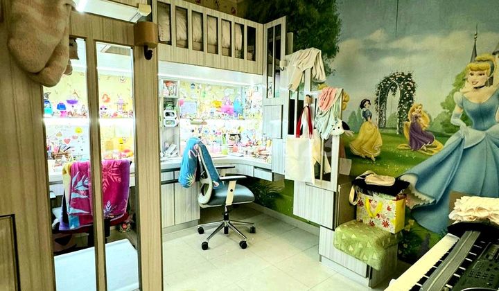 Rumah Terawat Dekat Area Kuliner Di Kelapa Gading