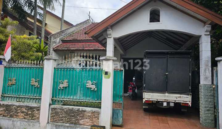 0801.9 Lelang Rumah Batu Di Batu Di Dewi Sartika  2