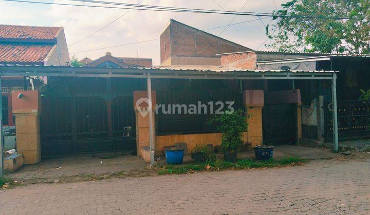 Dijual Cepat Rumah di Jalan Tawang Rajekwesi 1