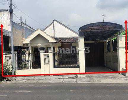 1216.142(c) Mojokerto Auction House in Dlanggu on Raya Tanggungan