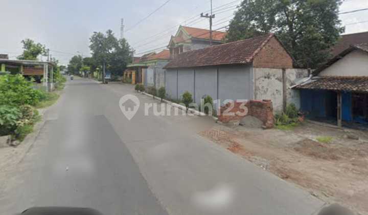 0311.108(Wh) Mojokerto Auction House in Kutorejo-Bangsal 2