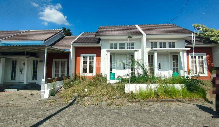 479.1105.1 Lelang Rumah Mojokerto Di Indraprasta View Park Pacet 1