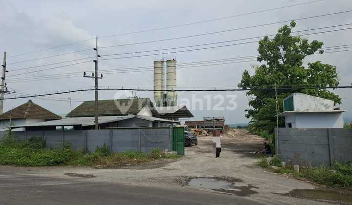 1022,272 Factory Auction On Raya Sumber Boto Jombang In Mojowarno