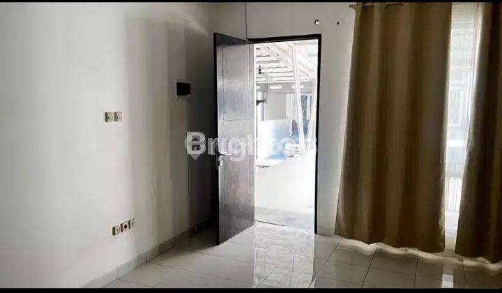 Rumah 2 Lantai Semi Furnished Di Cendana Residence 2