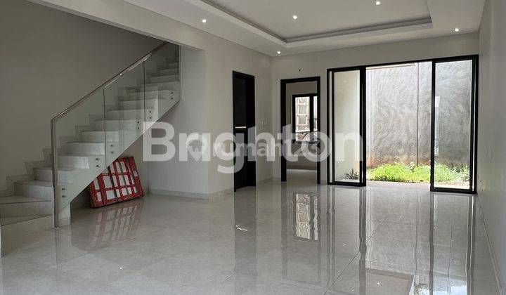 Rumah Cantik, Baru dan Mewah di Pusat BSD 1