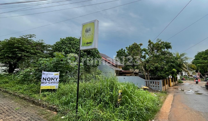 Premium Location Flat Land