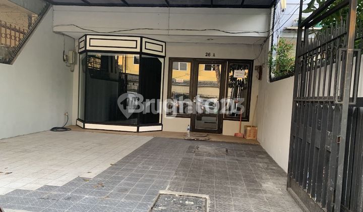 Rumah di Tanjung Duren,  Jalan depan rumah satu arah 2