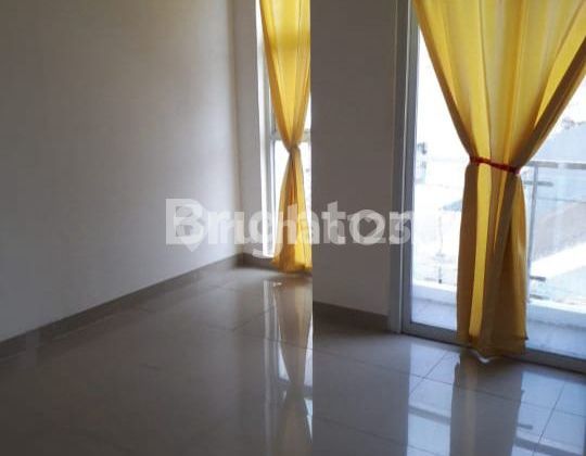 RUMAH 3 LANTAI DI TANJUNG DUREN 2