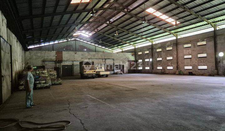 Disewakan Gudang Pinggir Jalan Raya Lippo Cikarang Strategis  1
