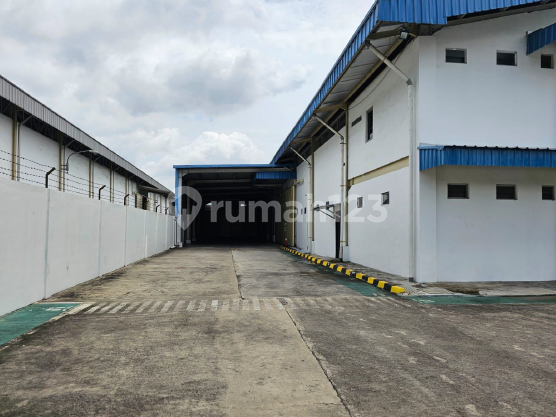 Disewakan Gudang Industri di Kawasan Hyundai Lippo Cikarang      