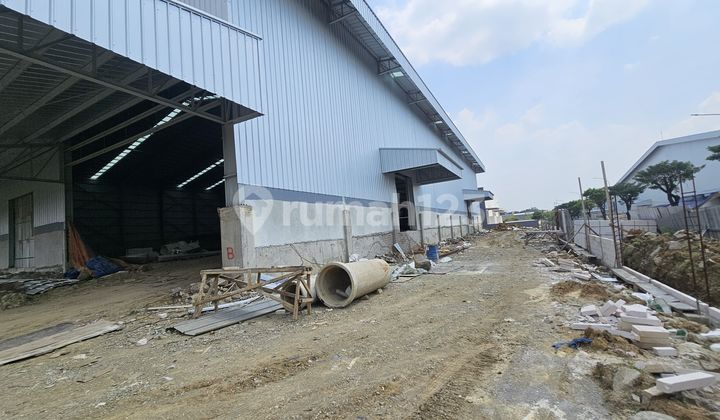 Disewakan Gudang/pabrik Industri Di Cikarang Full Loading Dock 1