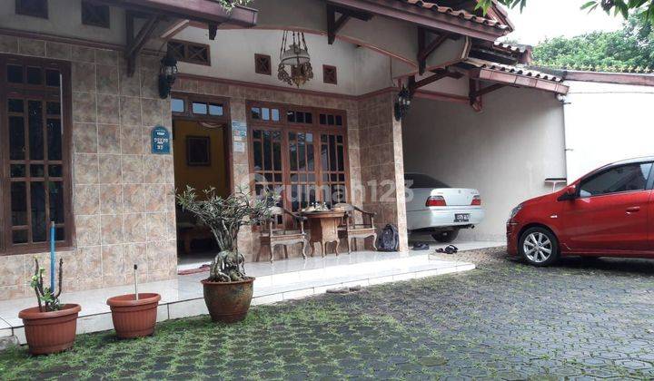 Dijual rumah di Cibubur 1