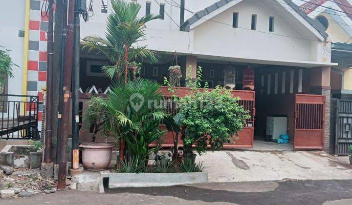 Rumah siap huni aman dan nyaman di Taman Harapan Baru 1