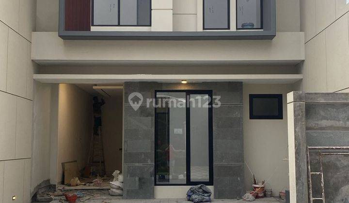 Rumah 2 Lantai Baru SHM di Darmo Permai Selatan, Surabaya 2