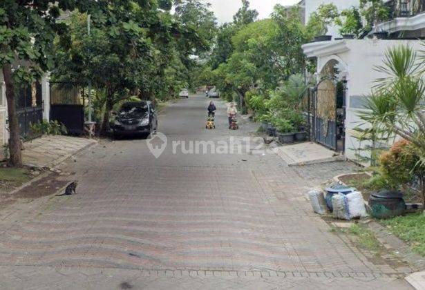 Rumah Mewah di Private Cluster Dekat Polda Jatim 2