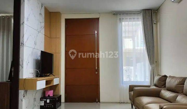 Rumah 2 Lantai Semi Furnished di Taman Puspa Raya, Surabaya 2