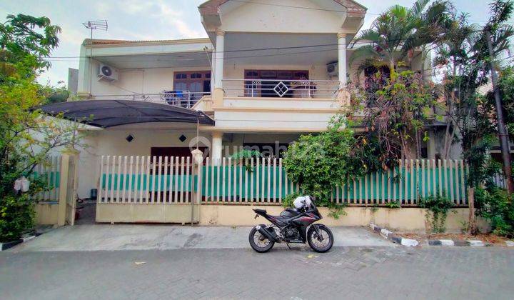 Rumah 2 Lantai di Darmo Permai Selatan Surabaya Siap Huni 1