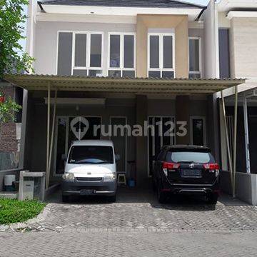 Rumah 2 Lantai di Royal Residence Wiyung Siap Huni Nego 1