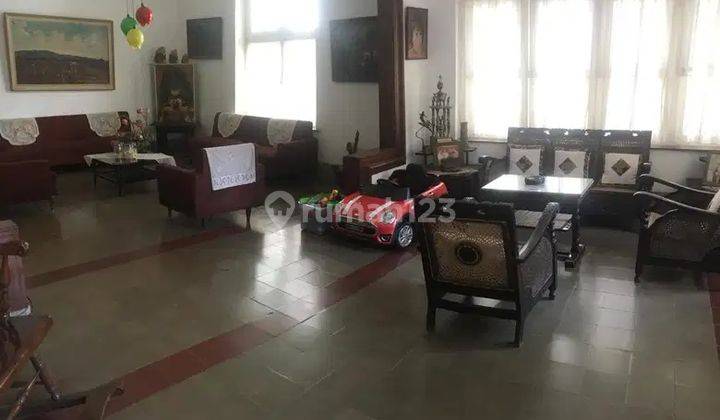 Rumah di Jalan Ciliwung, Surabaya Murah Dekat Raya Darmo 1