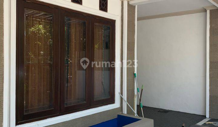 Rumah Murah Siap Huni 2 Lantai Surabaya Barat 1 Man 1