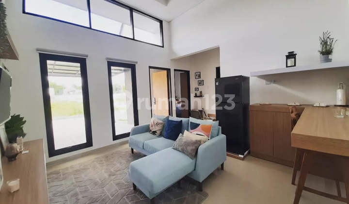 rumah Minimalis Modern free canopi dan biaya notaris plus bphtb