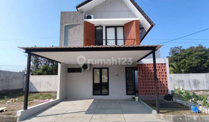 Rumah 2 Lantai Modern Minimalis Dekat Uii Di Daerah Depok 2