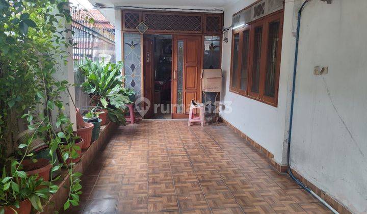 Jual Rumah Tebet posisi hook Tebet Timur Dalam Bagus 1