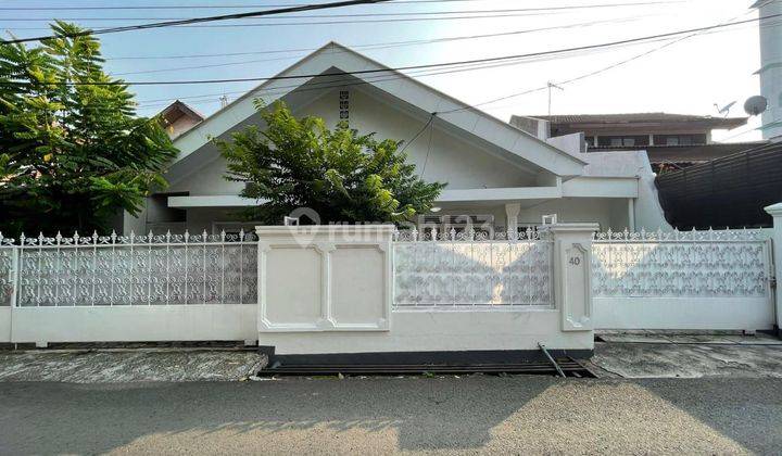 Dijual Rumah Menteng Dalam 6KT 3KM Sudah Renovasi 1