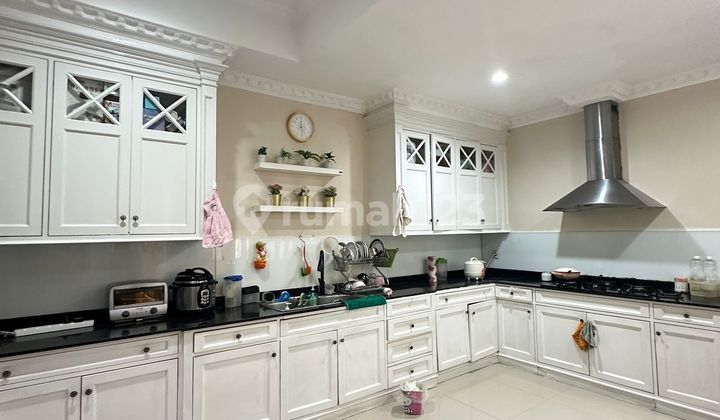 For Sale: Nice 2-Story House, Ready to Move In, Flood-Free 2