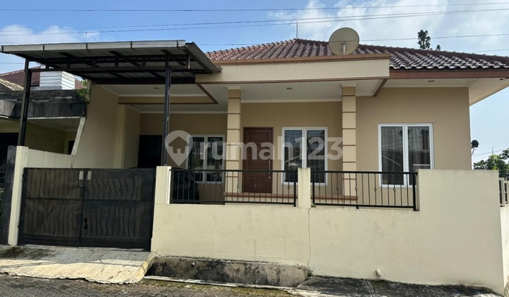 For Sale: 2-Story Taman Permata Gadog Villa, Move-In Ready. Ideal for a Retreat Getaway.
