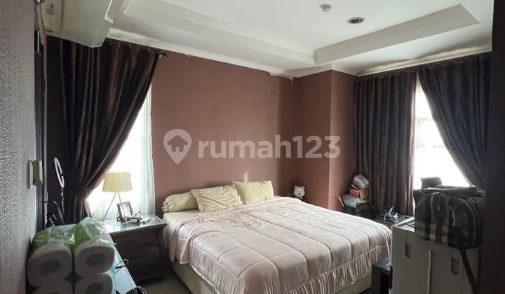 Murah! 3 Br Apartemen Belleza Semi Furnished Jakarta Selatan 2