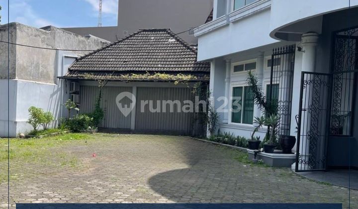 Gedung Komersial Strategis Luas 1000m2 Di Pasirkoja