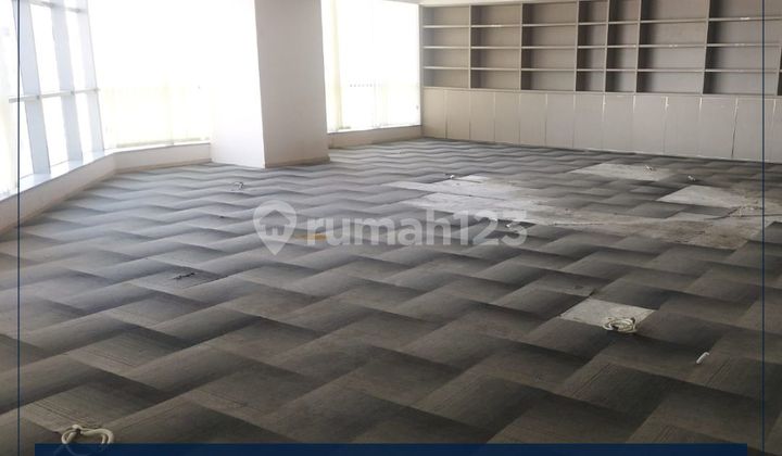 For Rent Office Space 257m2 in APL Tower Central Park