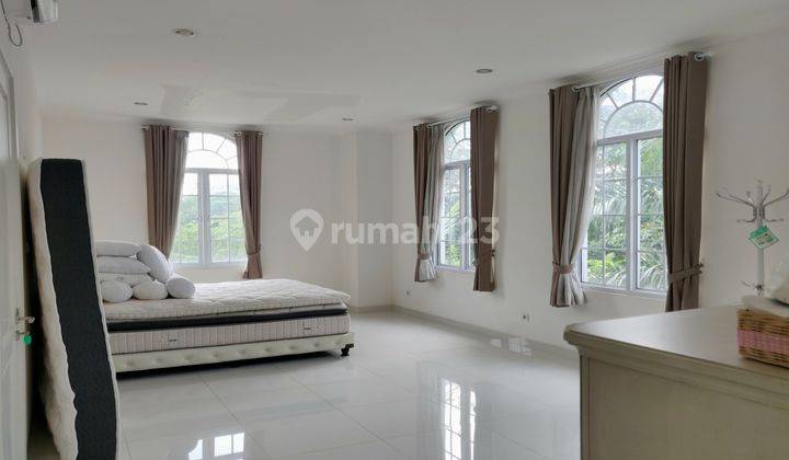 Dijual  Rumah Harga Murah Unit Hoek Menteng Village Paramound Land Gading Serpong Siap Huni 2