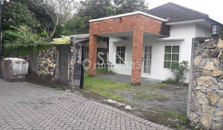 Dijual Rendah Rumah Perkampungan Dekat Jcm 1