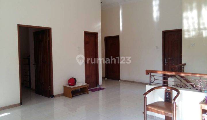 Rumah 2 Lantai Di Jual Harga Rendah Dekat Hyatra, Jogja 1