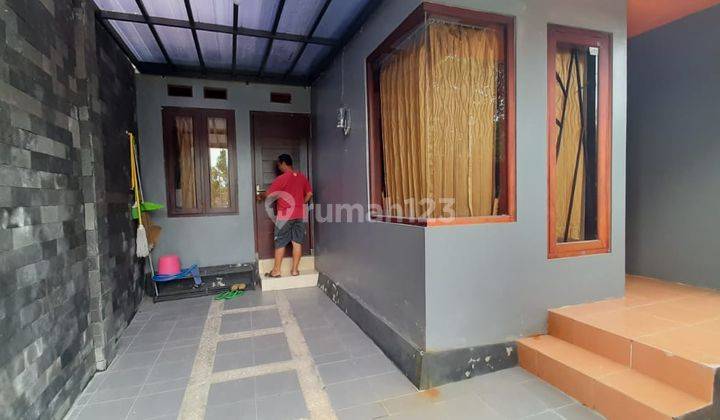 Dijual Rumah Dekat Hotel Hyatt Lokasi Strategis Lingkungan Asri 2