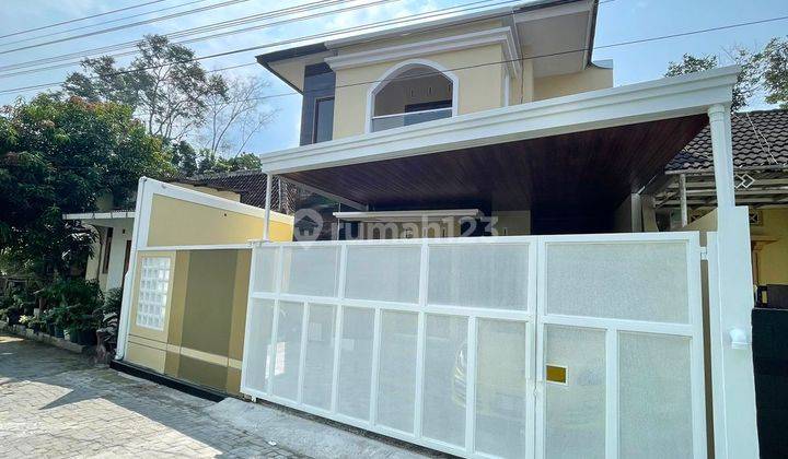 DIJUAL RUMAH BARU 2 LANTAI DI BLOTAN HARGA RENDAH 1