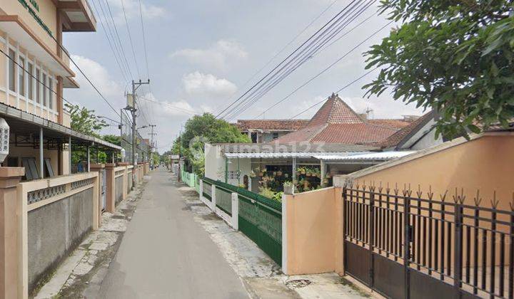 DIJUAL RUMAH INDUK DAN RUMAH KOST 10 KAMAR DI PUSAT KOTA 1