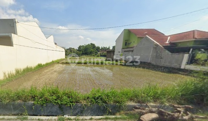 FOR SALE HOUSE IN READY-TO-BUILD HOUSING NEAR SLEMAN GOVERNMENT OFFICE