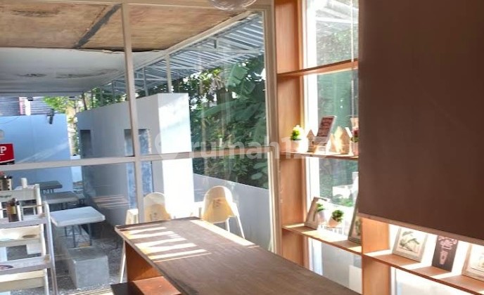 Coffee Shop Building Suitable for Restaurant, Sariharjo, Ngaglik, Sleman, Jogja