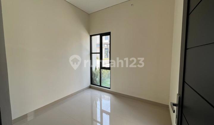 House in the Jakal Km 12 Housing Complex, Sukoharjo, Ngaglik, Sleman, Yogyakarta 2