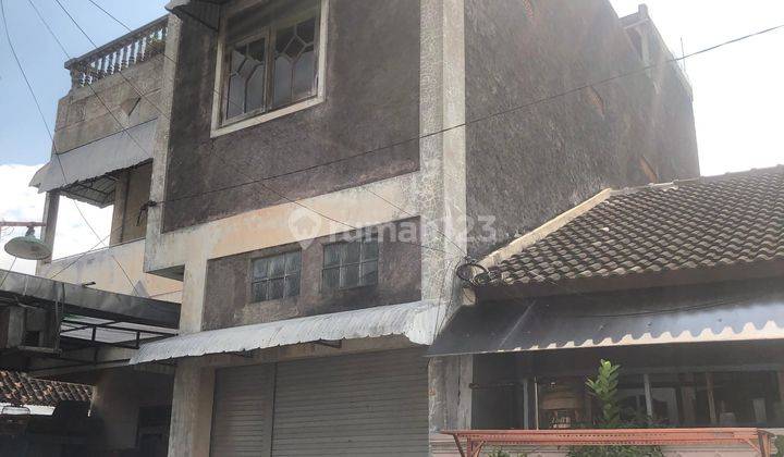 Di Jual Rumah Induk Lengkap Dengan Kamar Kost 3 Lantai 1